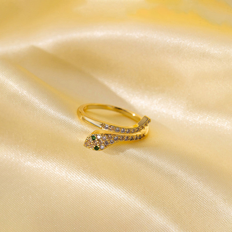 Viper's Kiss Anti Tarnish Finger Ring