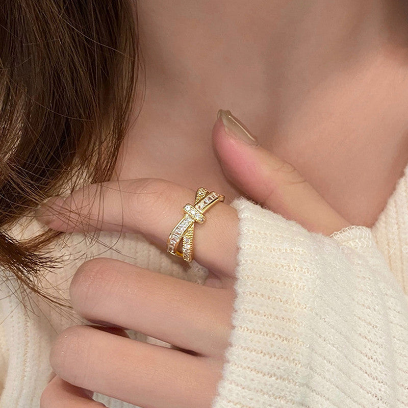 Golden Embrace Anti Tarnish Finger Ring