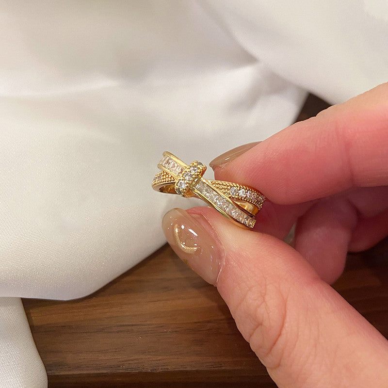 Golden Embrace Anti Tarnish Finger Ring