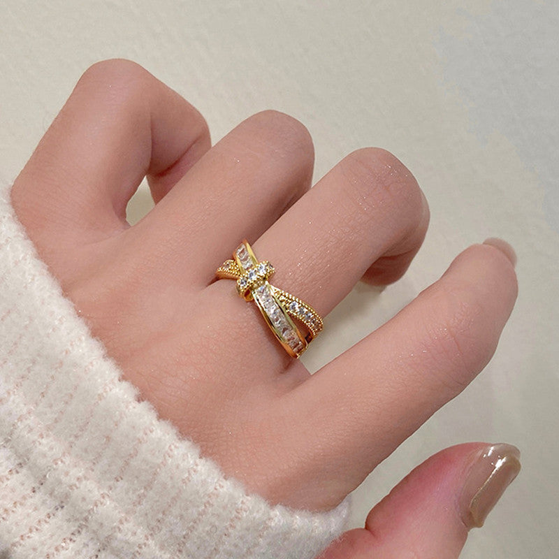 Golden Embrace Anti Tarnish Finger Ring