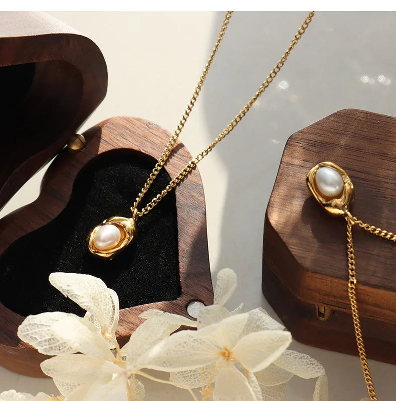 Eterna Pearl Necklace Anti Tarnish