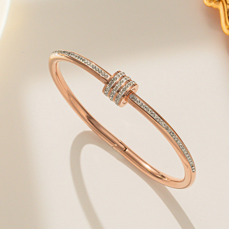 Rosé Halo Sparkle Bangle
Anti Tarnish Bracelet
