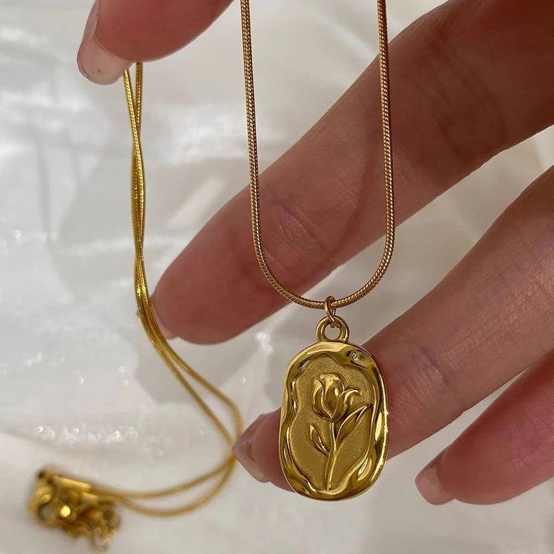 Rosabelle Necklace Anti Tarnish