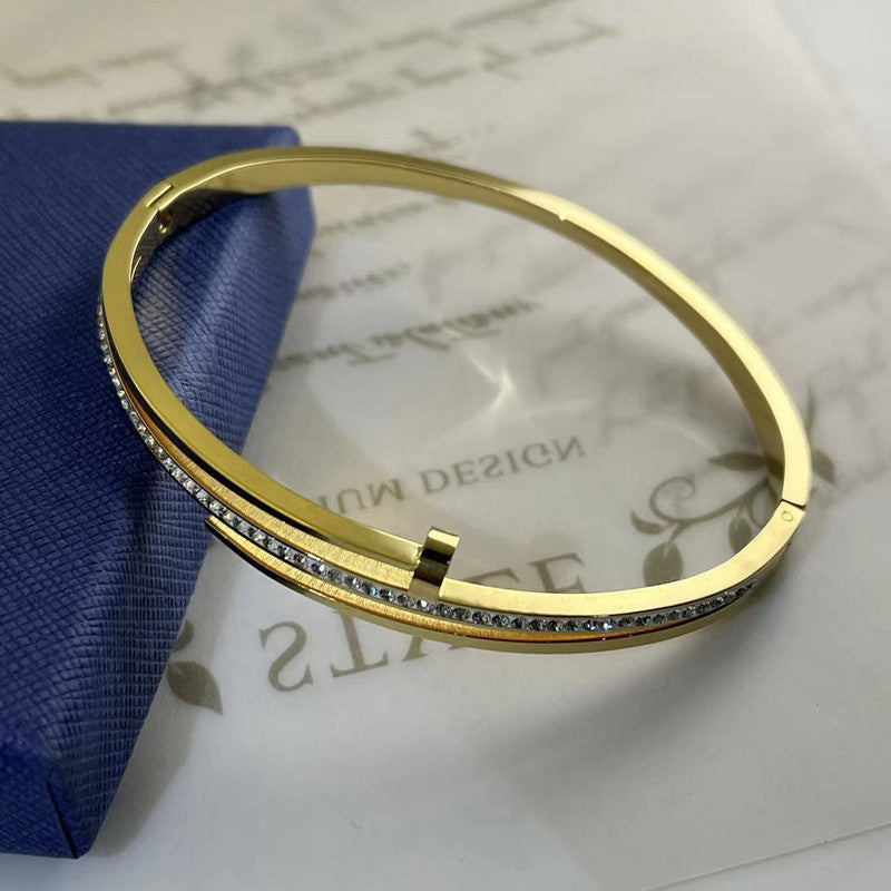 Golden Nail Loop Anti Tarnish Bracelet